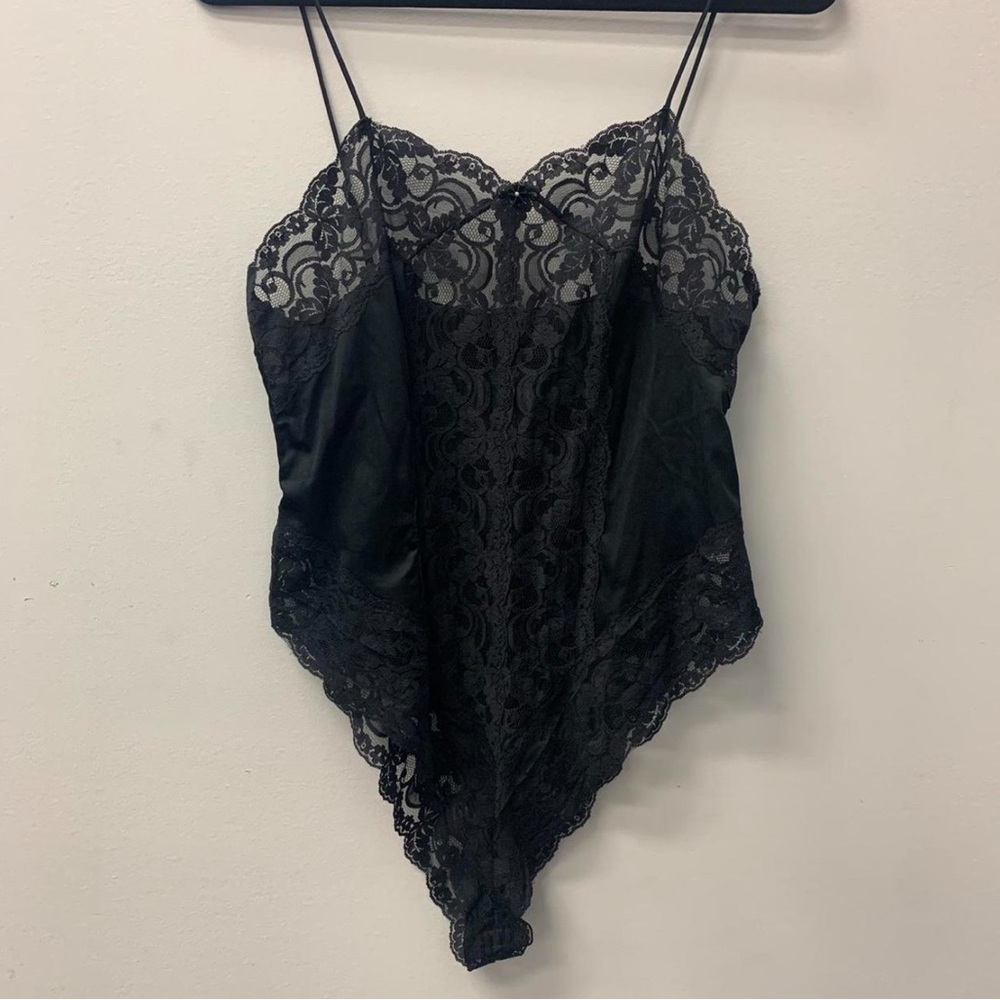 Vintage 80’s Ashley Taylor Teddy in Black, size Large